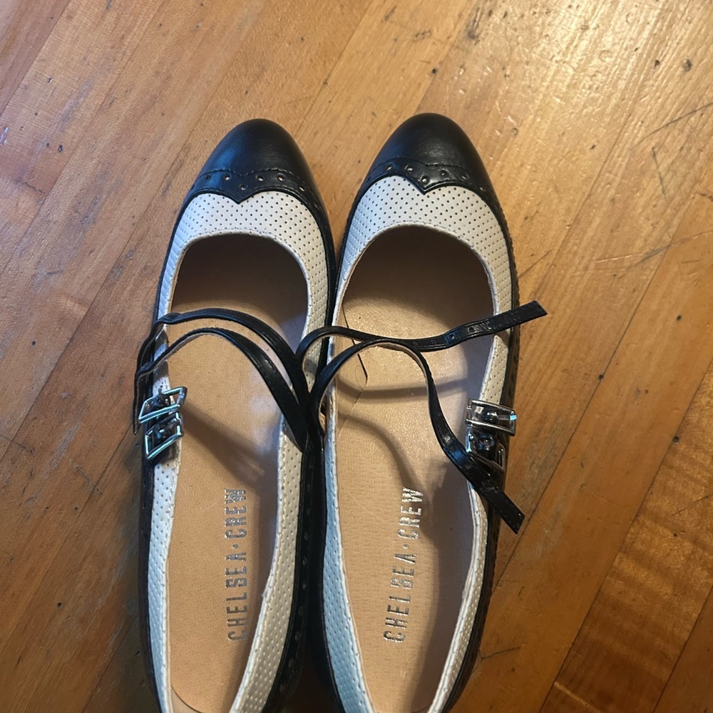 Chelsea Crew Two-Tone Black and White Flats